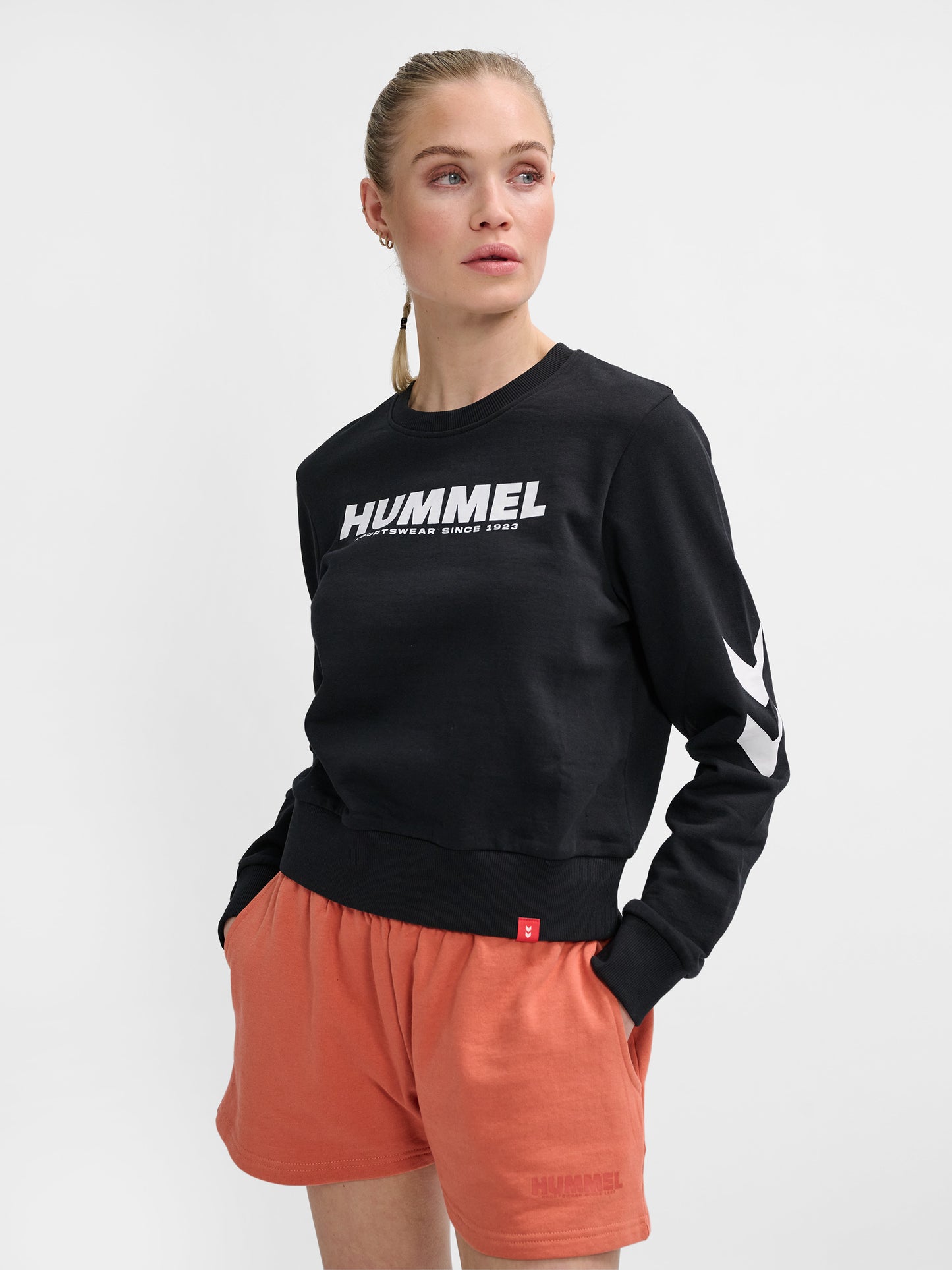 hmllegacy woman sweatshirt