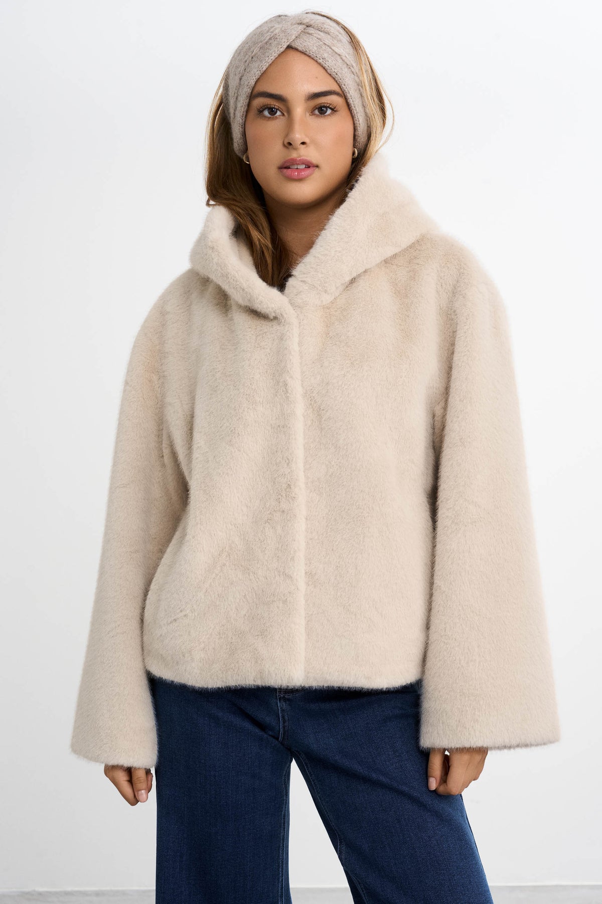 Faux fur-jacka