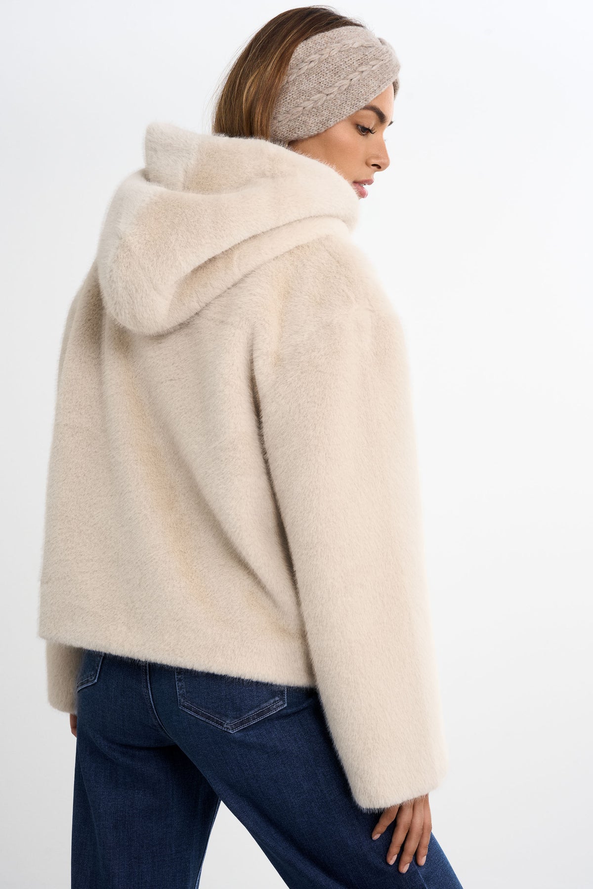 Faux fur-jacka