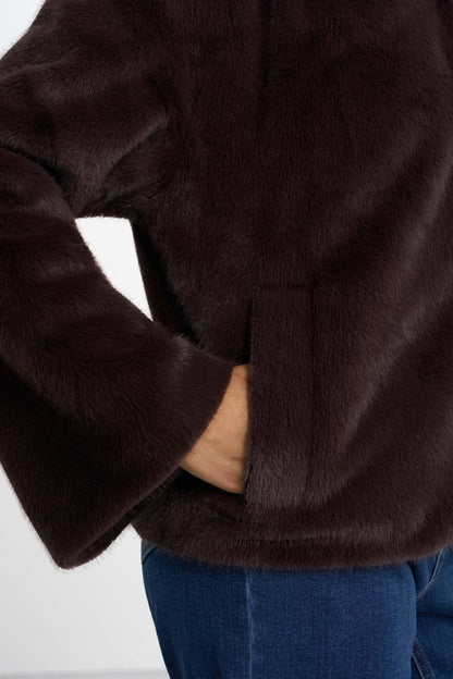 Faux fur-jacka