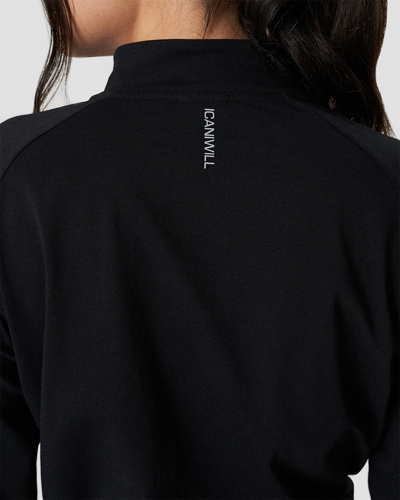 define cropped 1/4 zip adjustable black