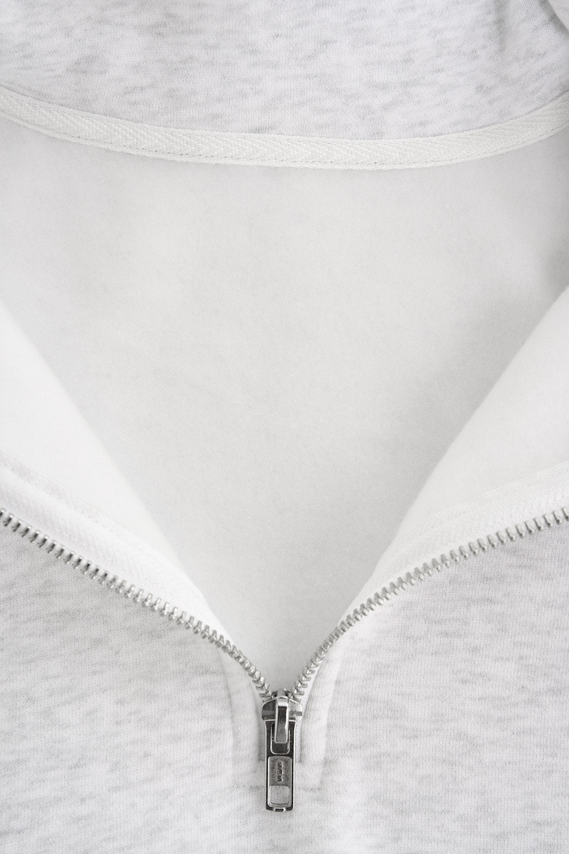 Tröja med halv dragkedja