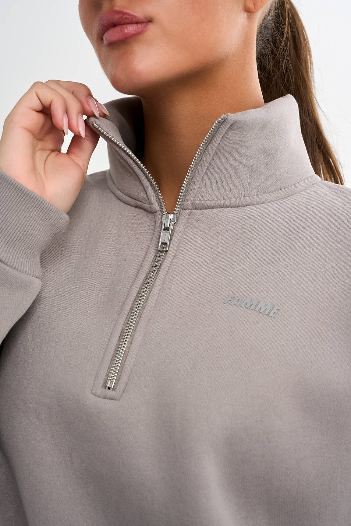 Tröja med halv dragkedja