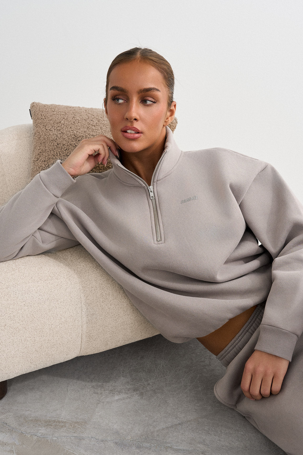 Tröja med halv dragkedja