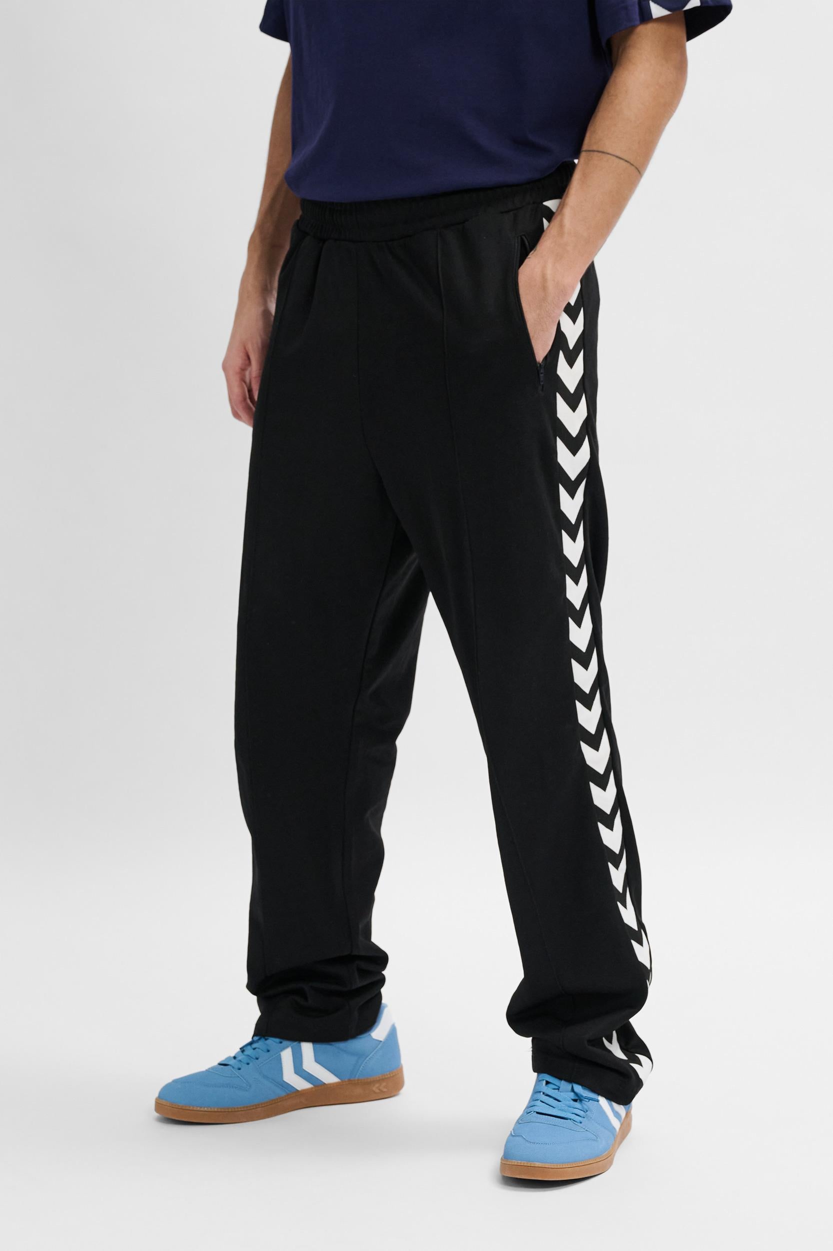 HUMMEL - Hmlarchive Regular Poly Pants - Black