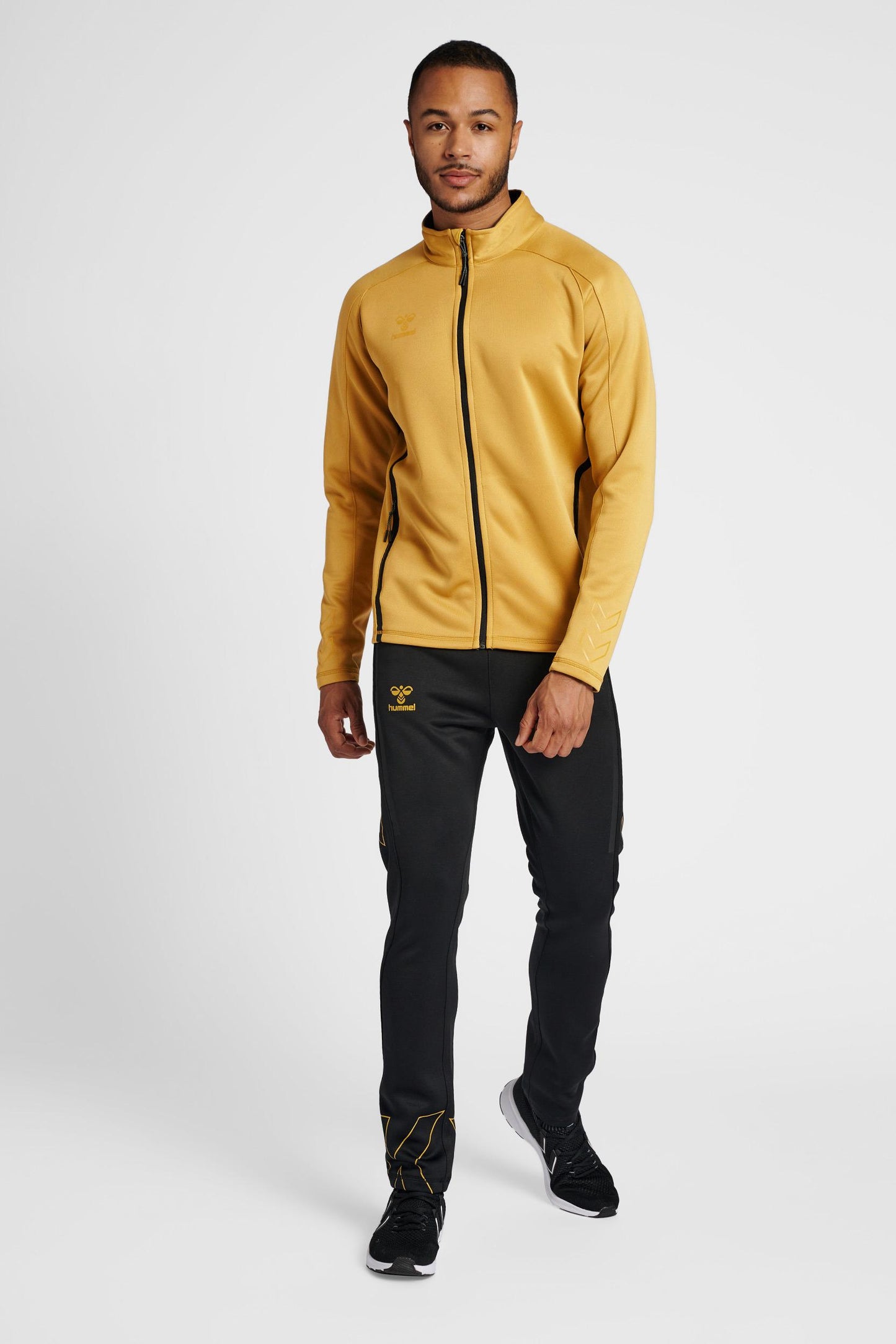 HUMMEL - Hmlcima Xk Zip Jacket - Antique Gold