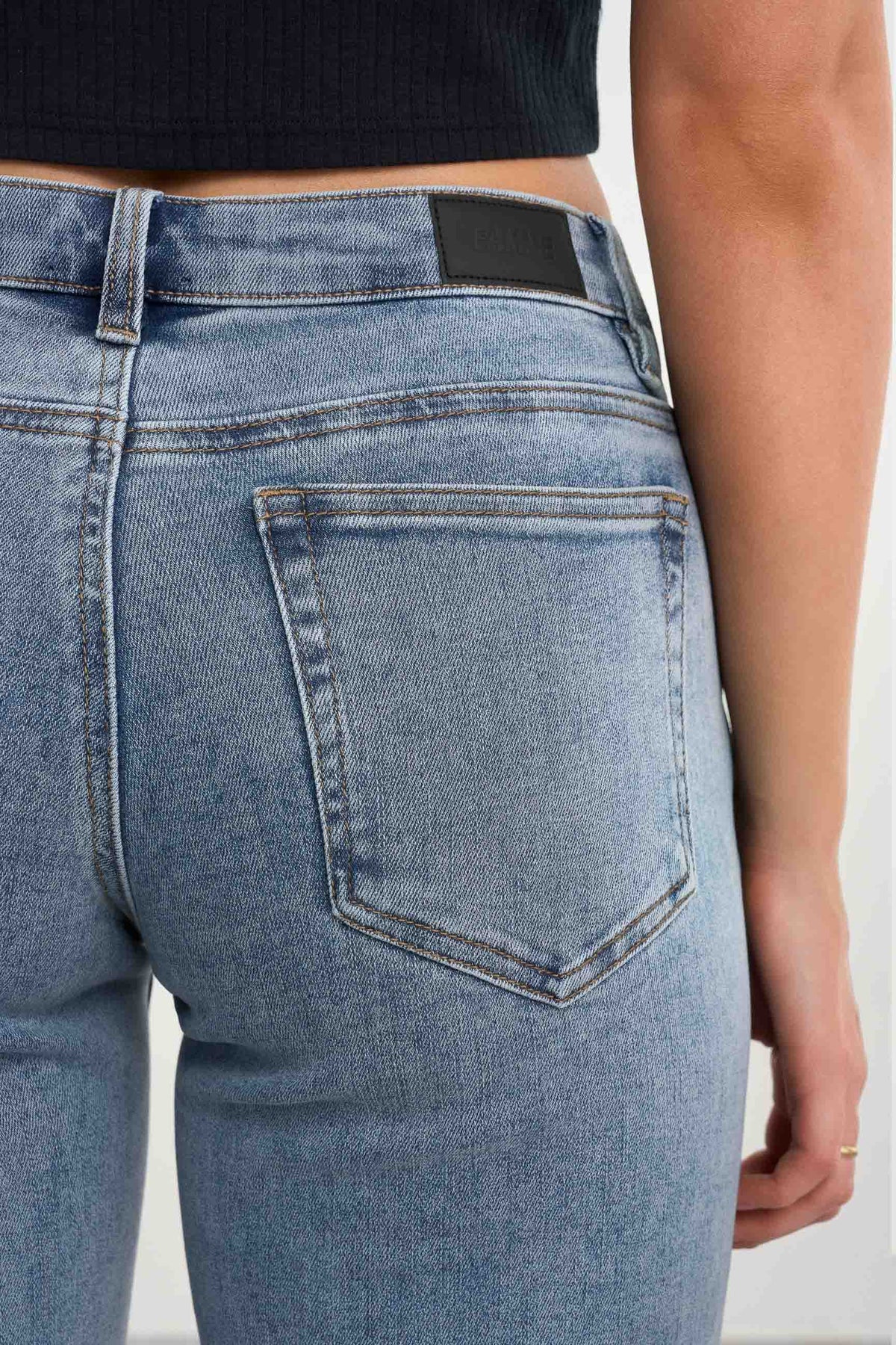 Lågt skurna baggy jeans