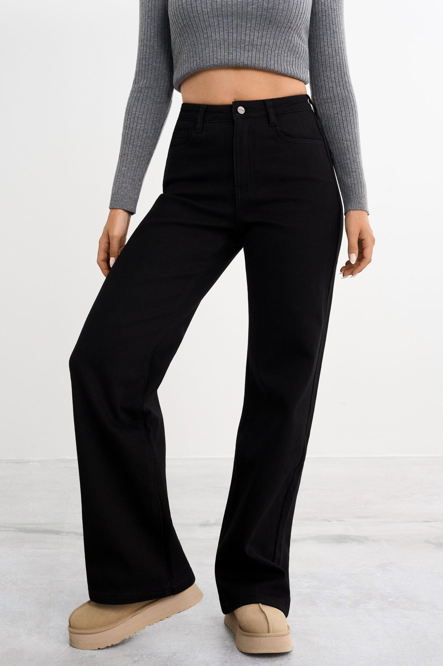 Värmande pösiga jeans